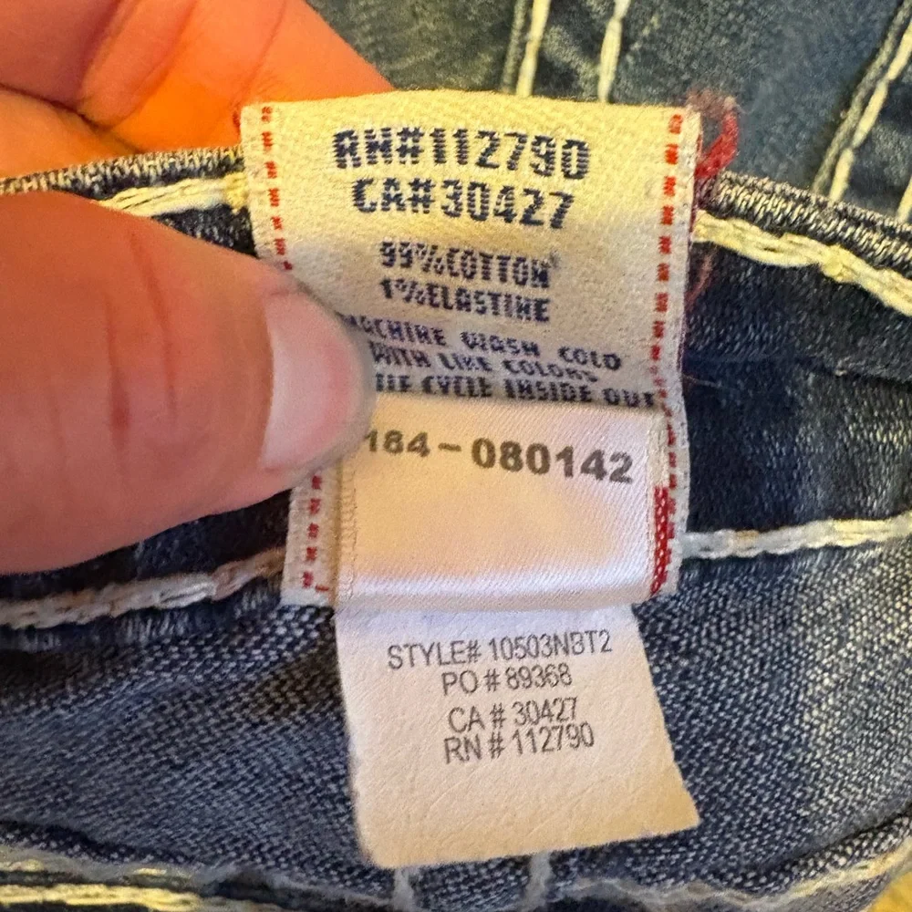 True Religion Blue Denim with White Stitching - Picture 5 of 6